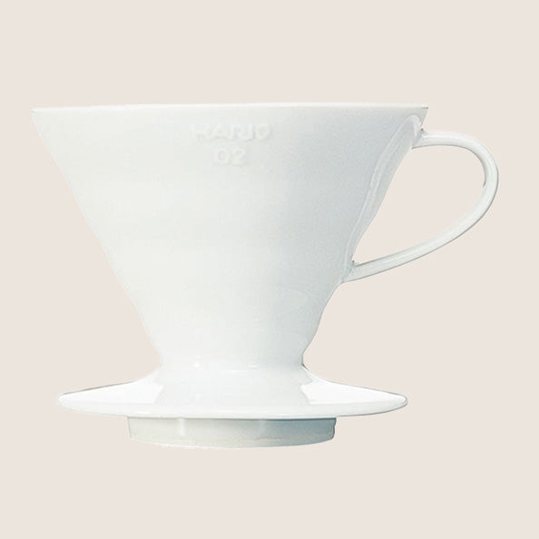 Ceramiczny Dripper V60 02 Hario – zaparzacz do kawy - biały